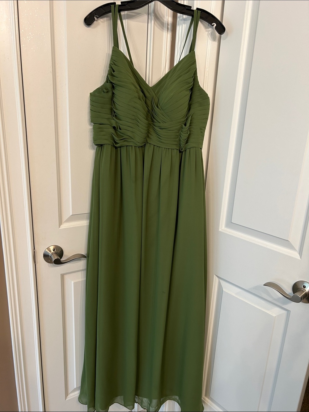 Olive Green Chiffon Spaghetti Strap Dress